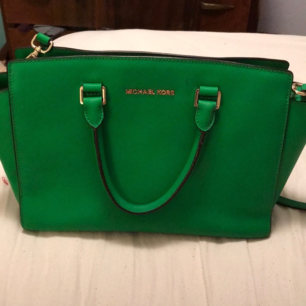 Michael Kors Selma satchel